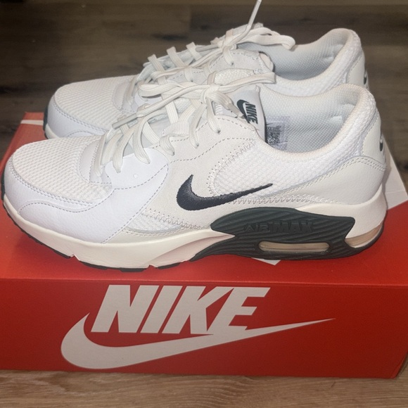 Nike White Air Max Sneakers Excee - Picture 4 of 4